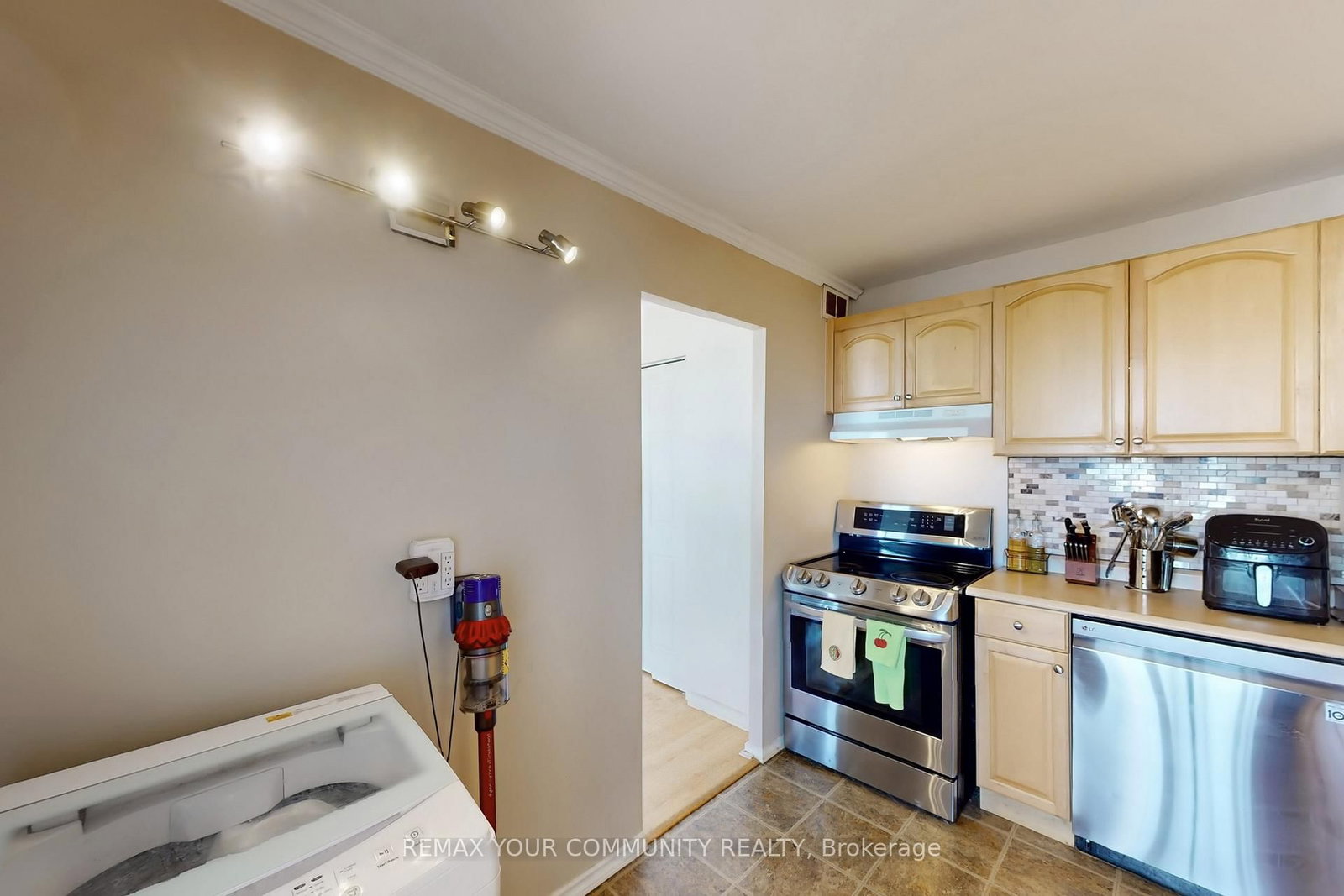735 Don Mills Road • #2108 • Toronto, ON photo 10