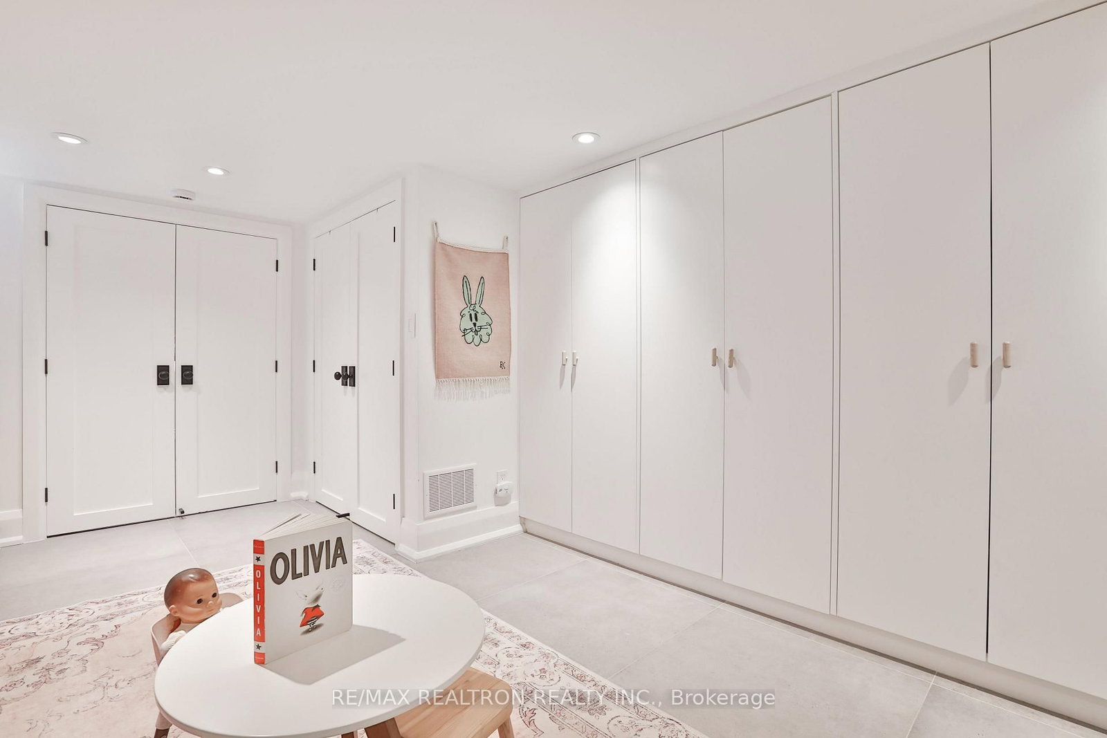 46 Gloucester Grove • Toronto, ON photo 30