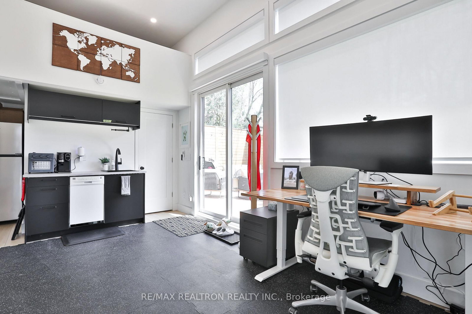 46 Gloucester Grove • Toronto, ON photo 37