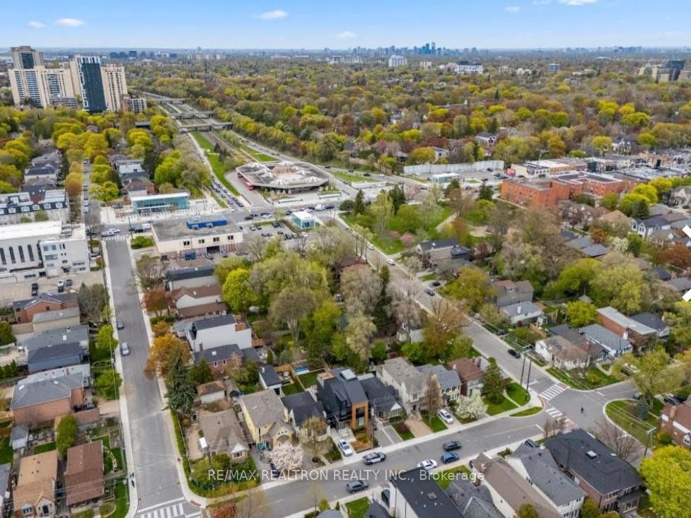 46 Gloucester Grove • Toronto, ON photo 47
