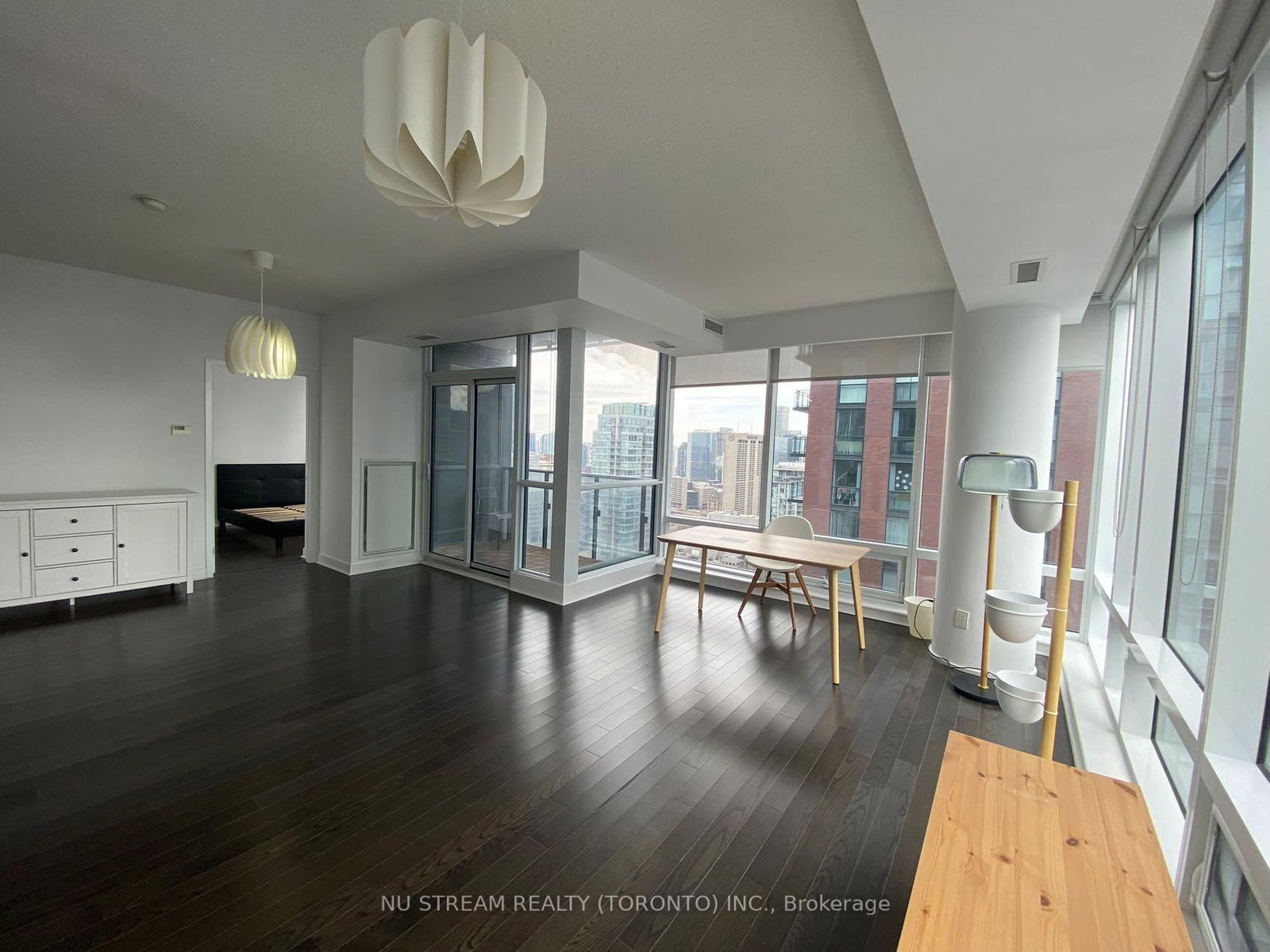 4107 - 295 Adelaide Street W, Toronto 5