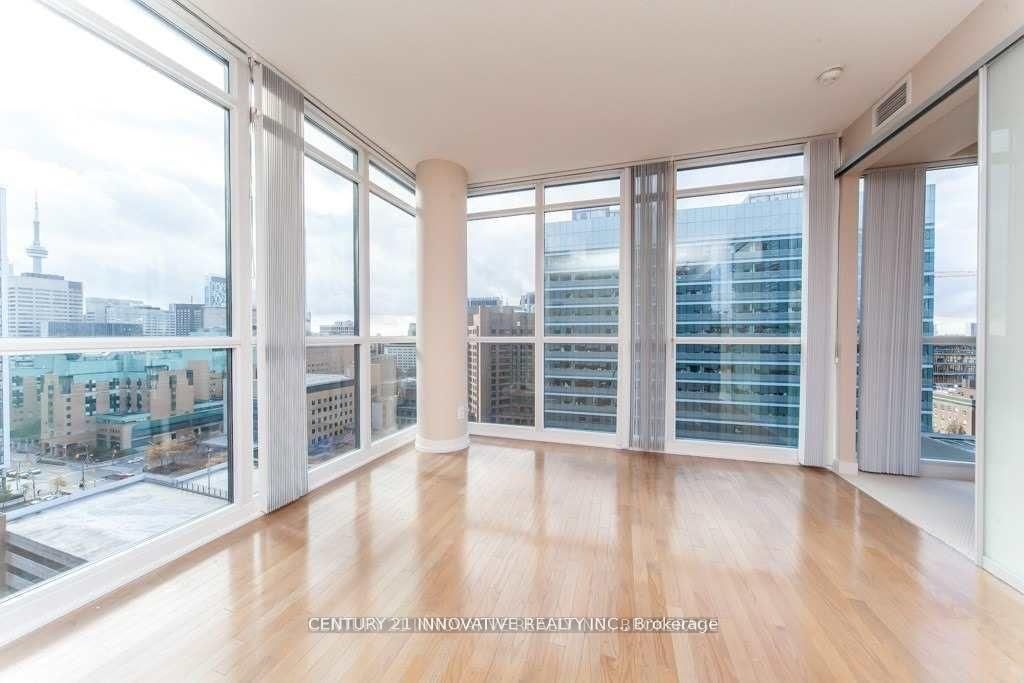 770 Bay Street • #1610 • Toronto, ON photo 4