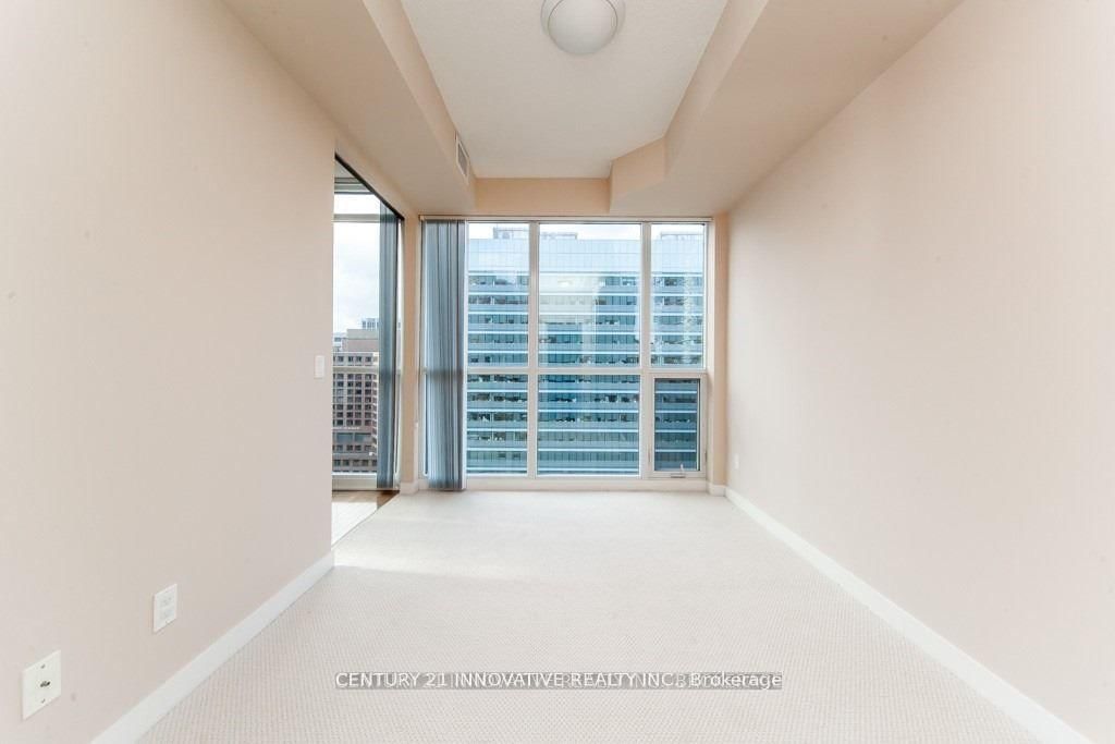 770 Bay Street • #1610 • Toronto, ON photo 8