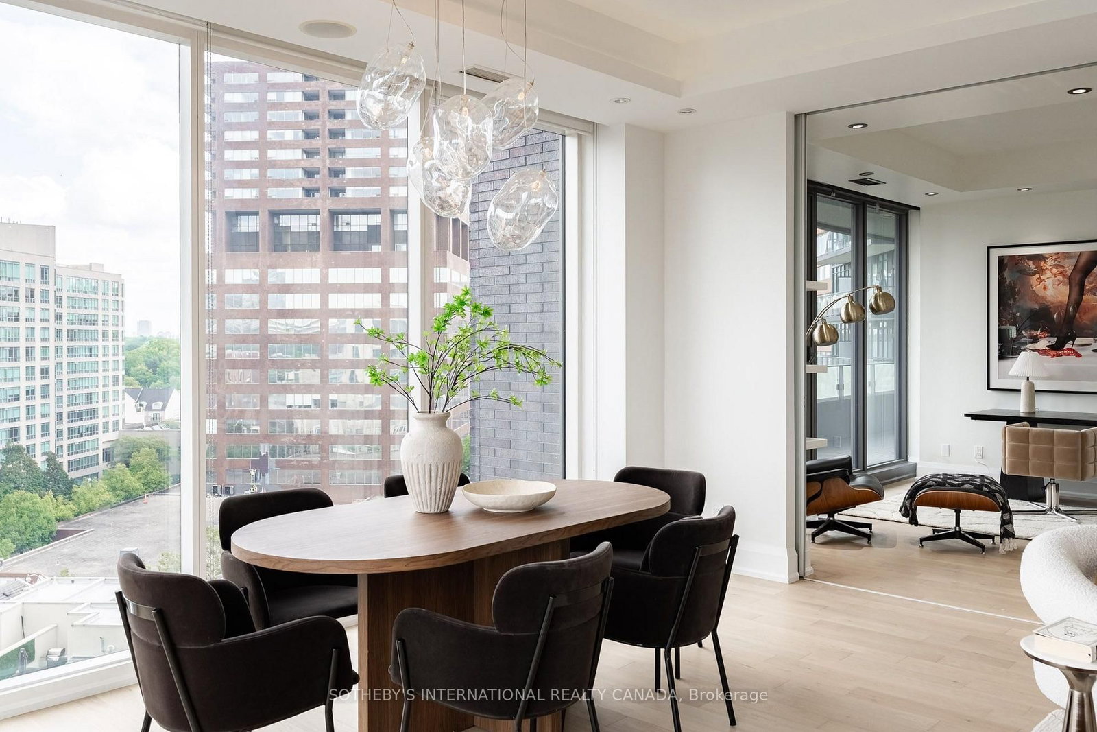 88 Davenport Road • #804 • Toronto, ON photo 13