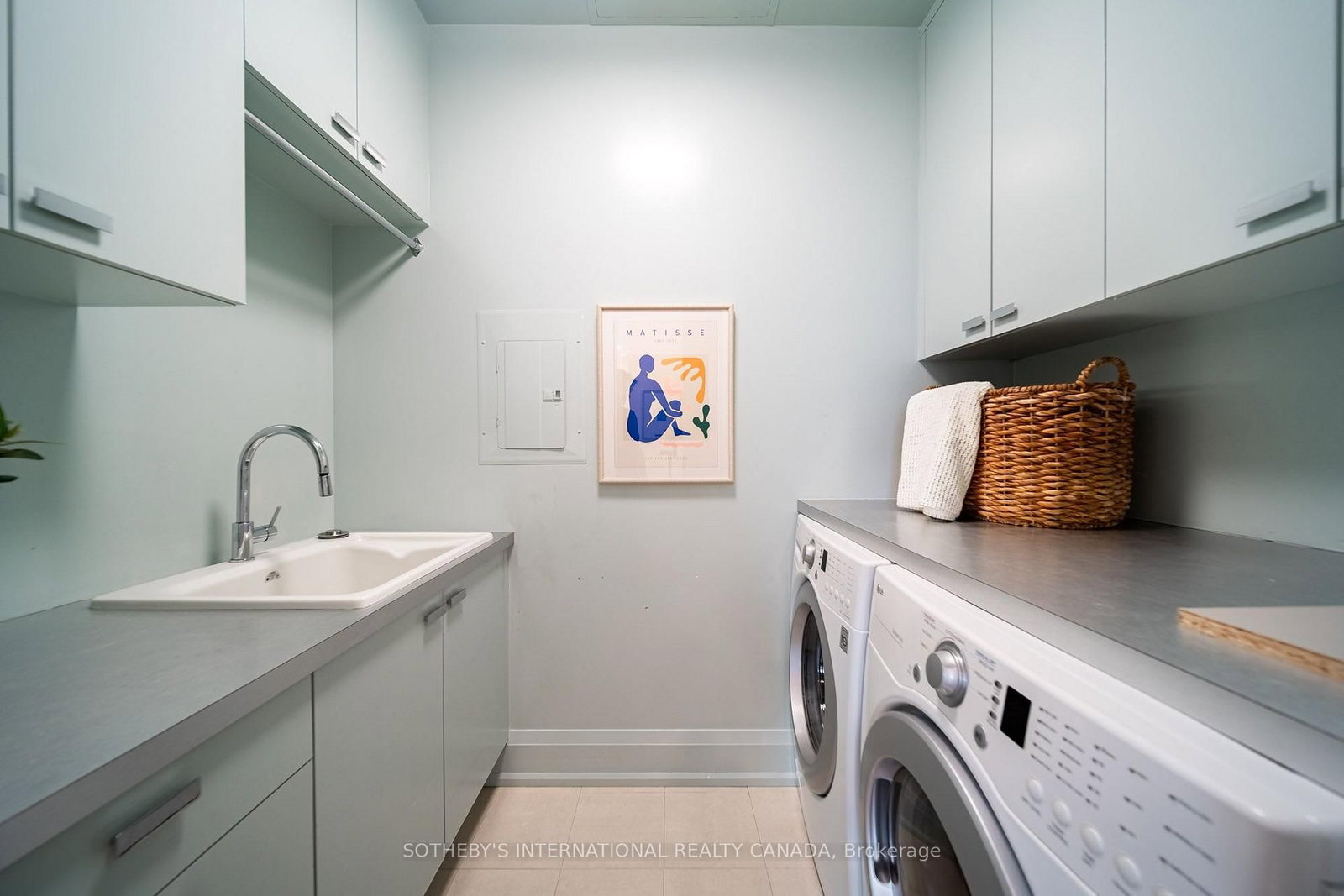 88 Davenport Road • #804 • Toronto, ON photo 24
