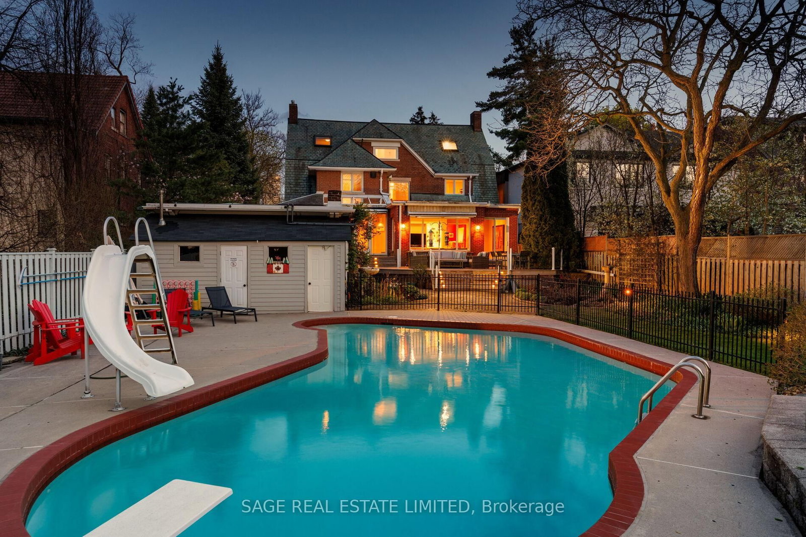 124 Blythwood Road • Toronto, ON photo 15