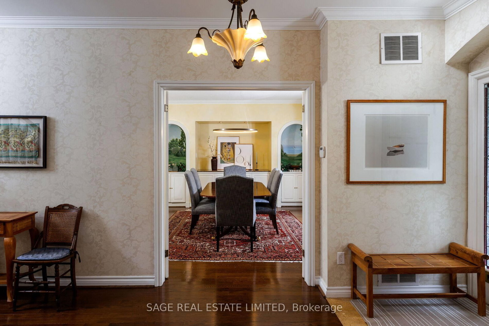 124 Blythwood Road • Toronto, ON photo 21
