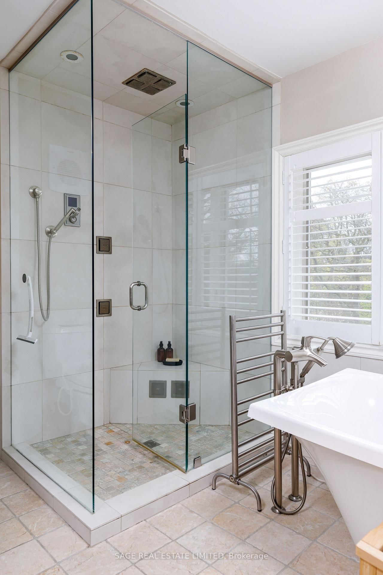 124 Blythwood Road • Toronto, ON photo 29