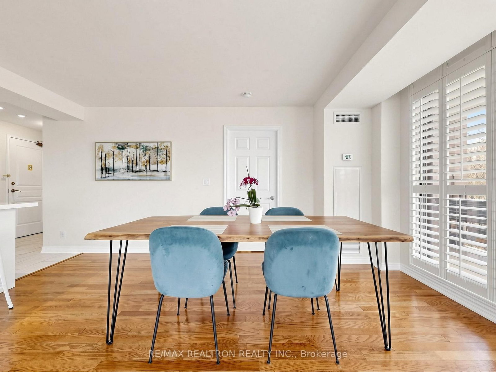 16 Dallimore Circle • #414 • Toronto, ON photo 13