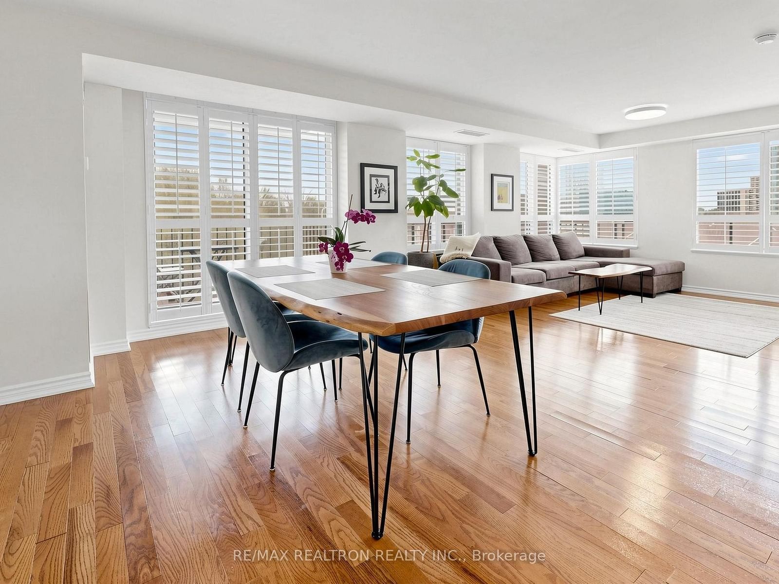 16 Dallimore Circle • #414 • Toronto, ON photo 14