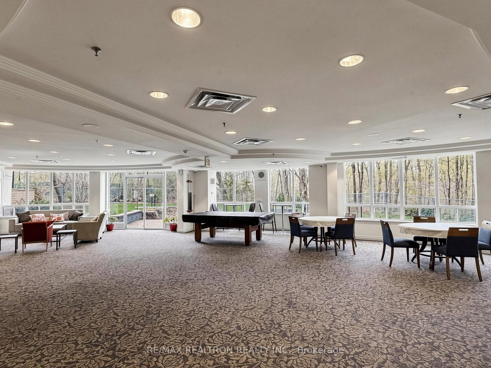 16 Dallimore Circle • #414 • Toronto, ON photo 30