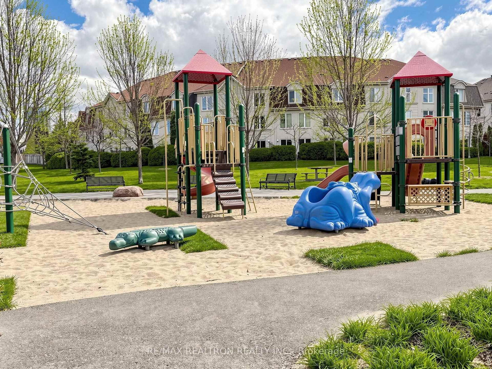 16 Dallimore Circle • #414 • Toronto, ON photo 31