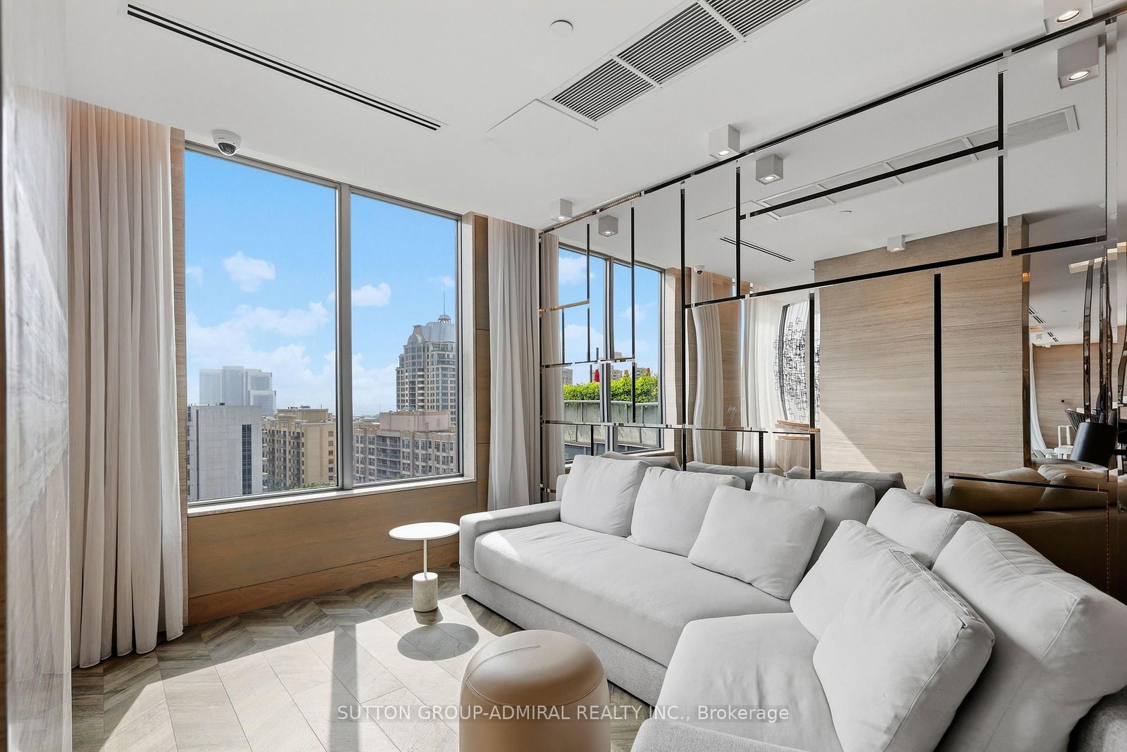 7 Kenaston Gardens • #124 • Toronto, ON photo 6