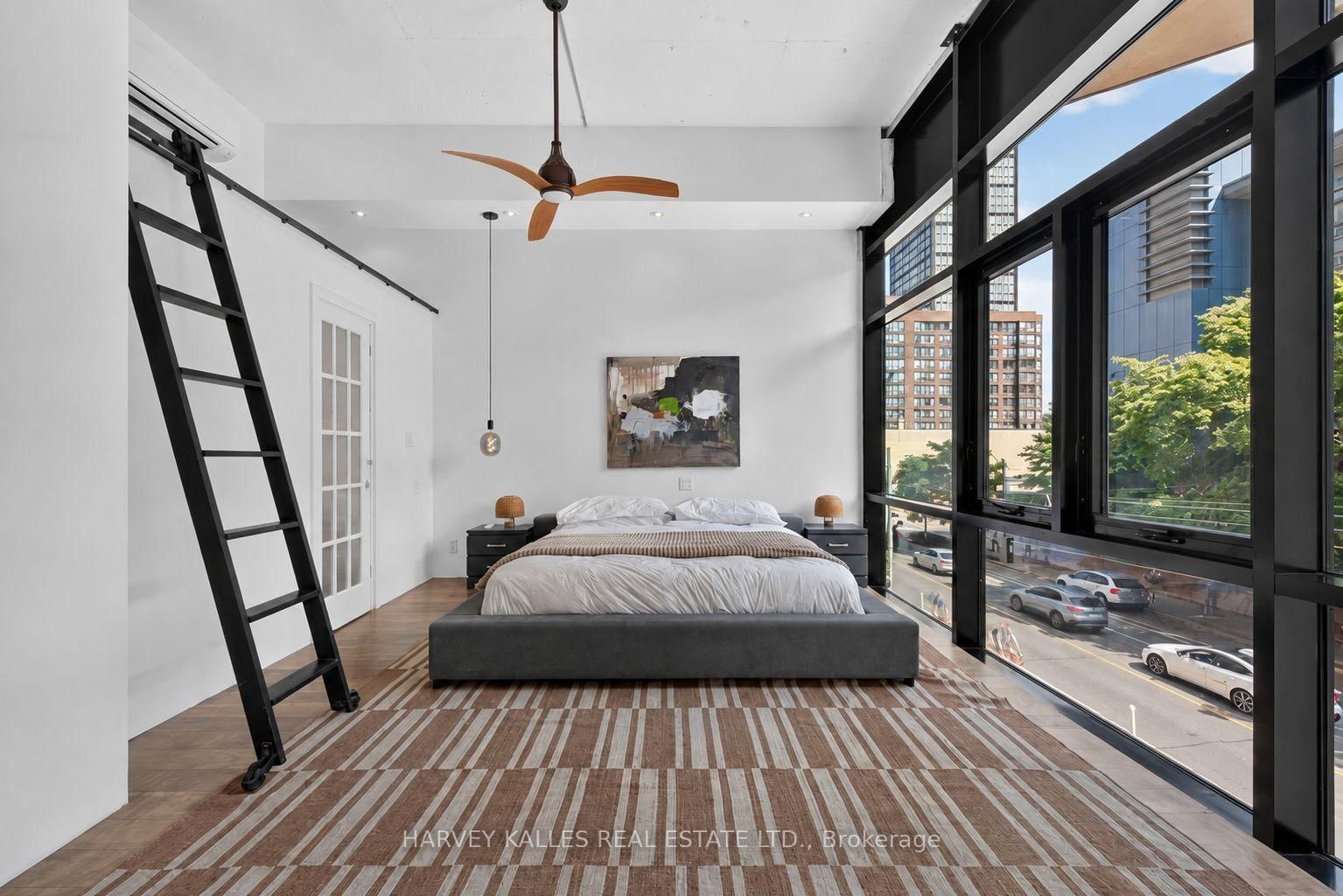 86 Gerrard Street E • #1E • Toronto, ON photo 17