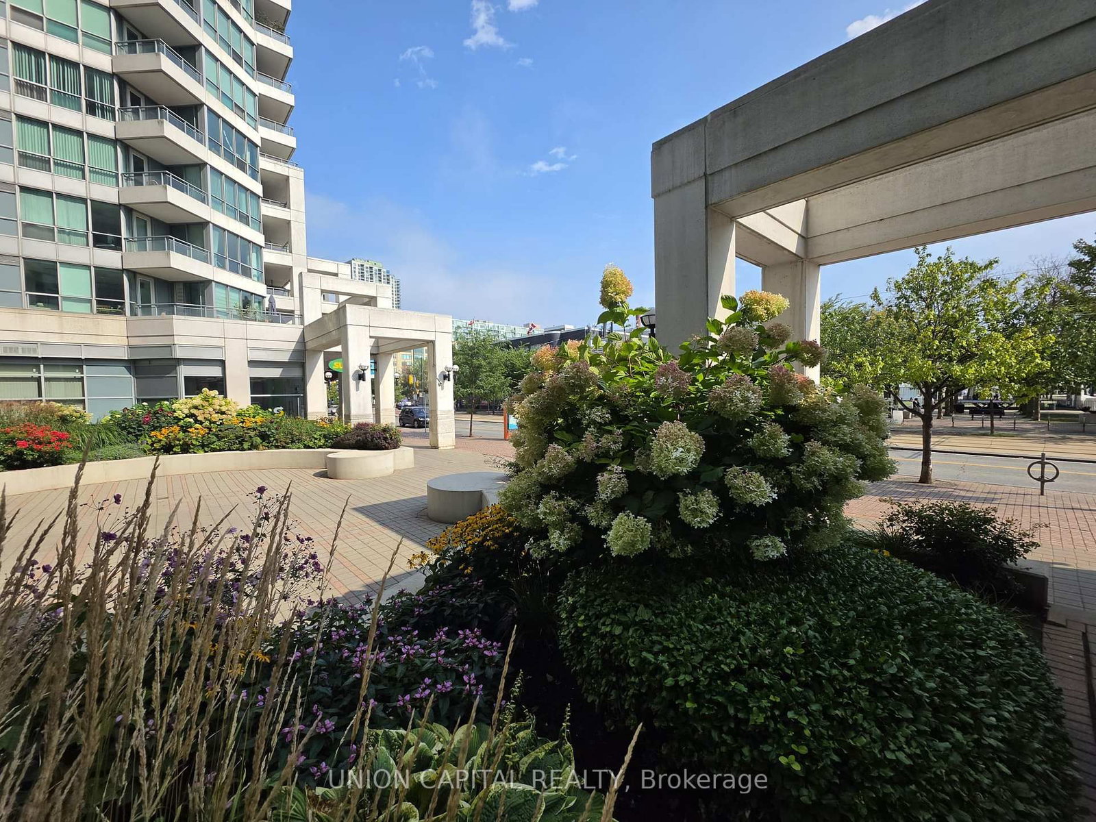 228 Queens Quay W • #302 • Toronto, ON photo 27