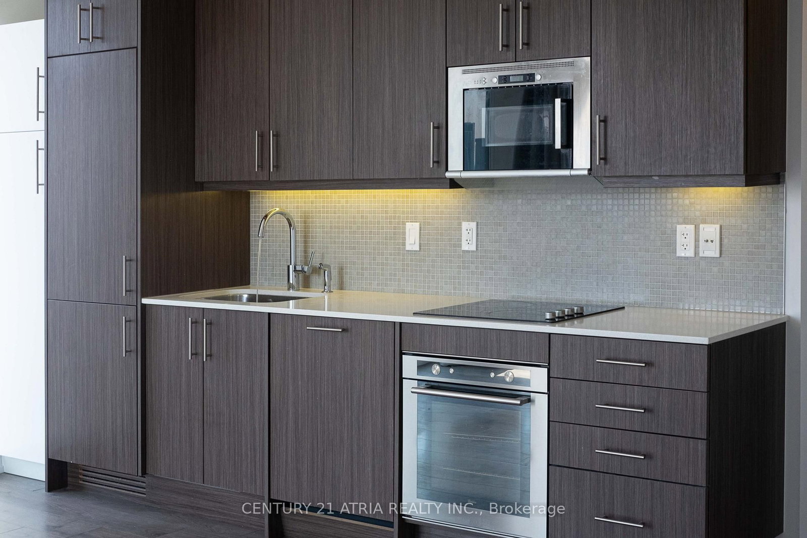 297 College Street • #1209 • Toronto, ON photo 4