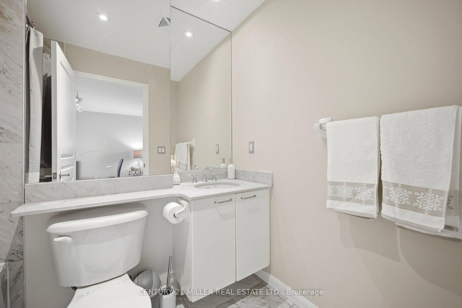 140 Simcoe Road • #-12 • Toronto, ON photo 22