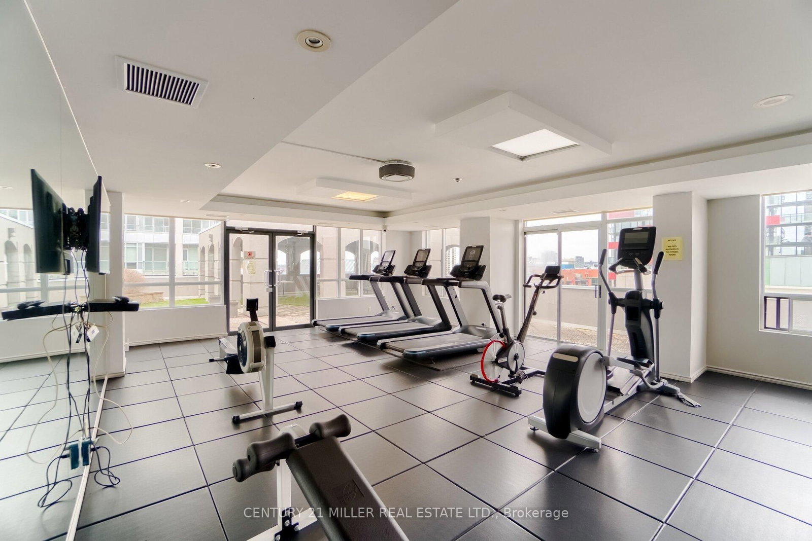 140 Simcoe Road • #-12 • Toronto, ON photo 33