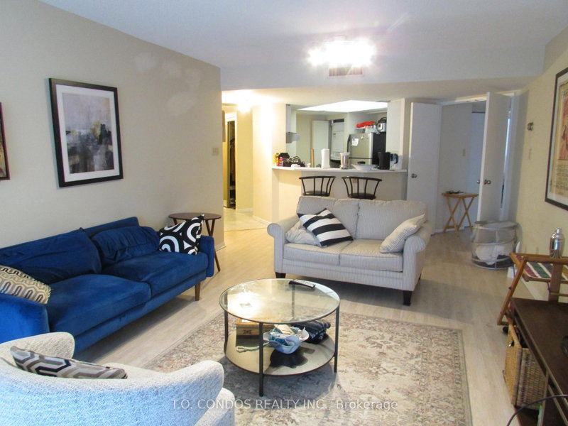 1514 - 1001 Bay Street