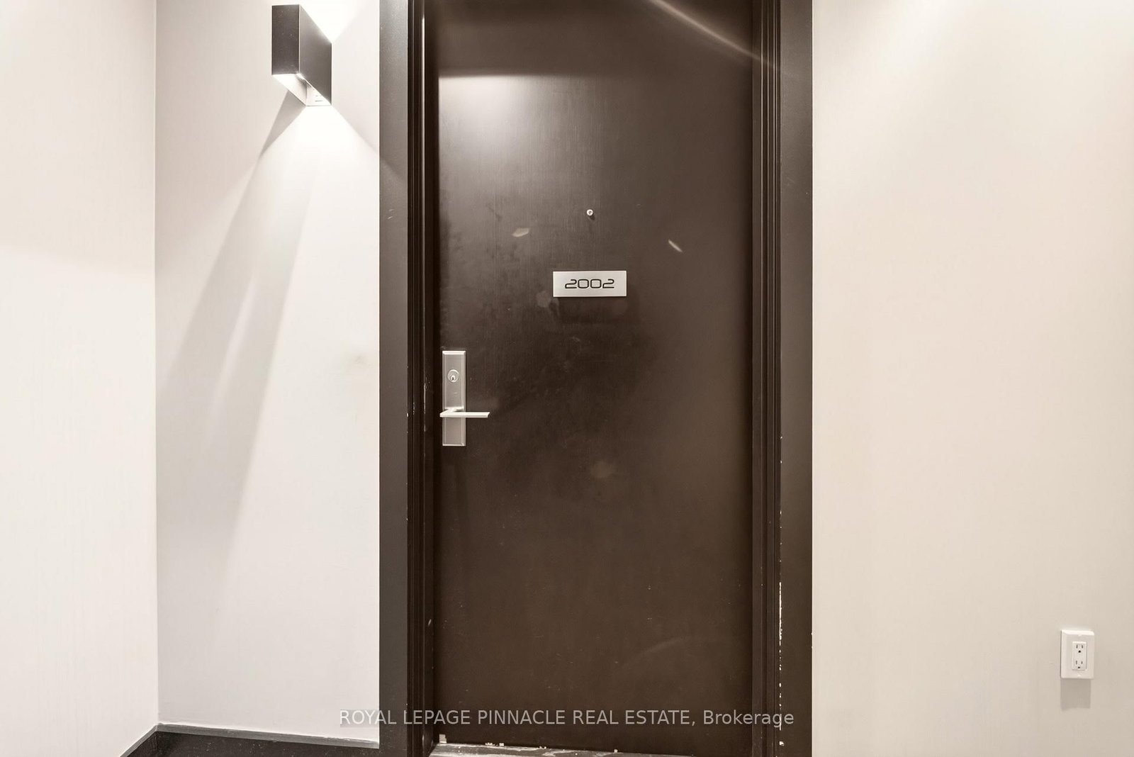 8 Eglinton Avenue E • #2002 • Toronto, ON photo 11