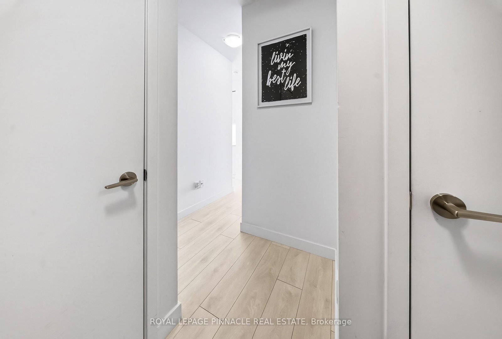 8 Eglinton Avenue E • #2002 • Toronto, ON photo 16