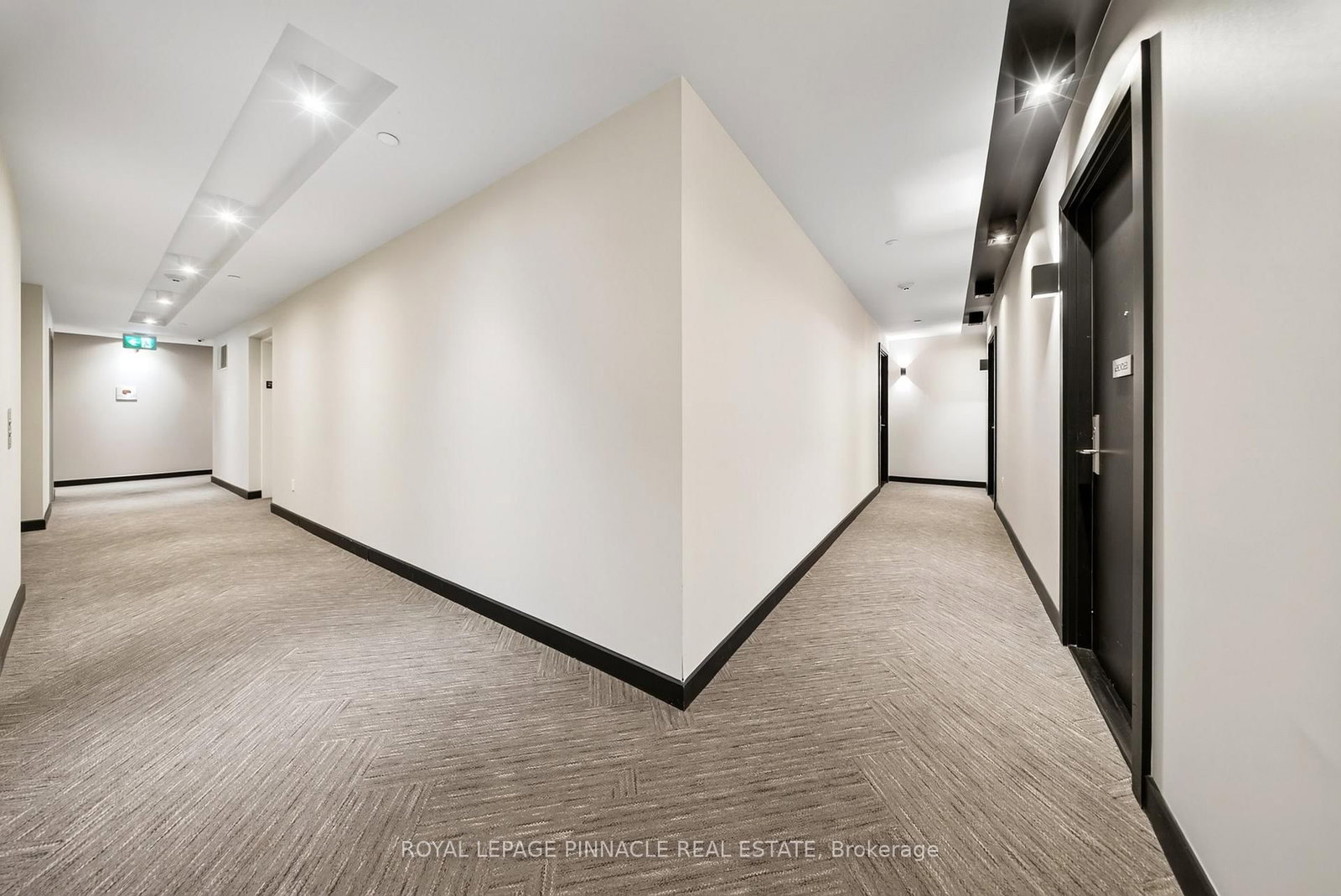 8 Eglinton Avenue E • #2002 • Toronto, ON photo 9
