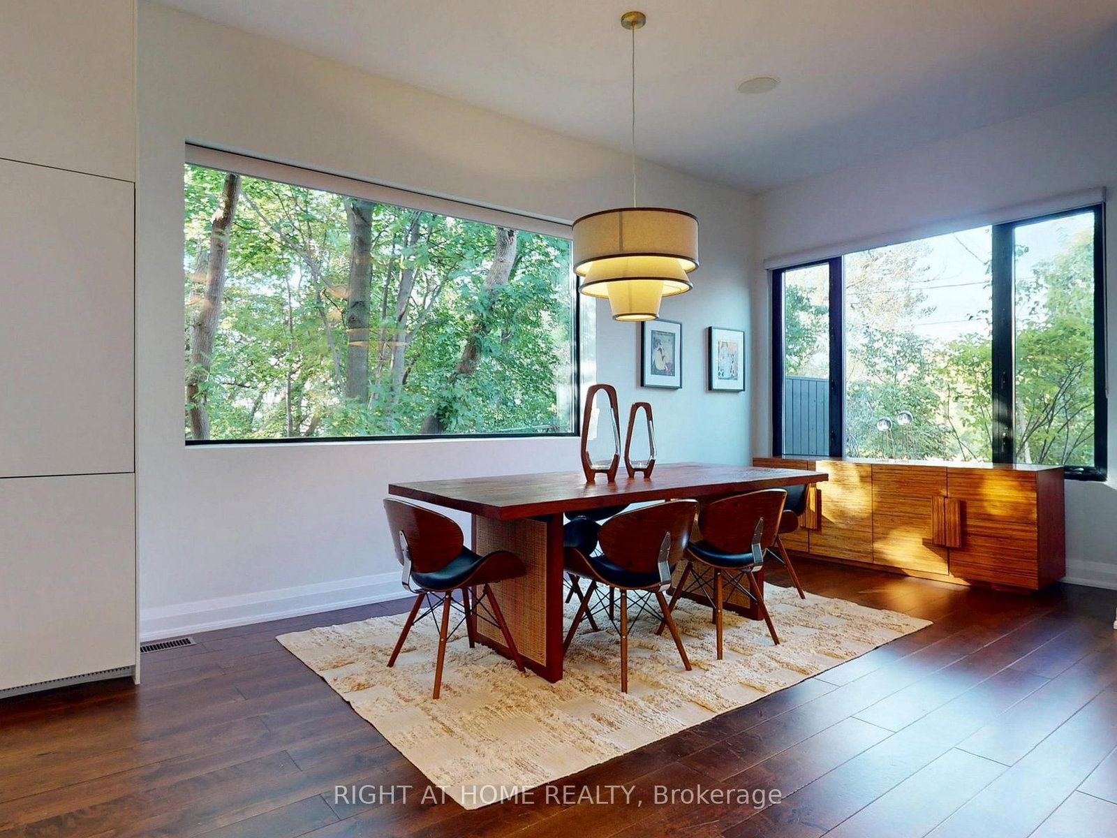 386 Rosewell Avenue • Toronto, ON photo 8