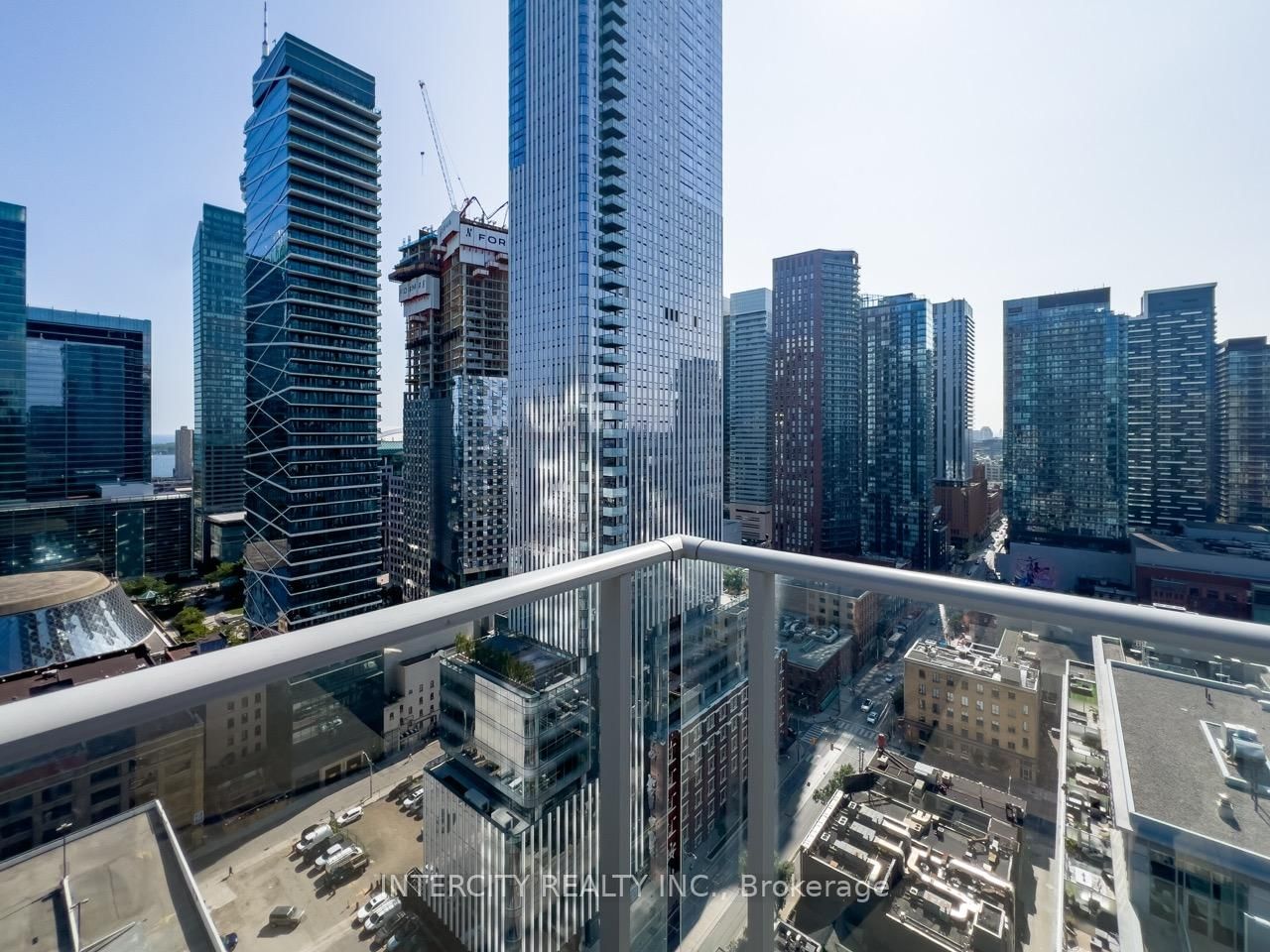 126 Simcoe Street • #2503 • Toronto, ON photo 25