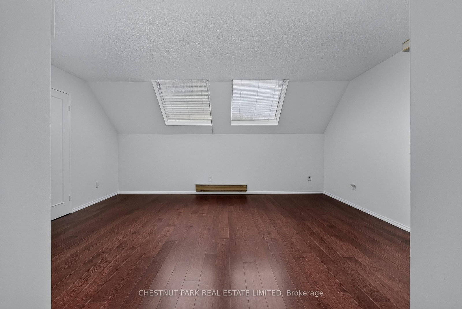 19 Dundonald Street • #604 • Toronto, ON photo 12