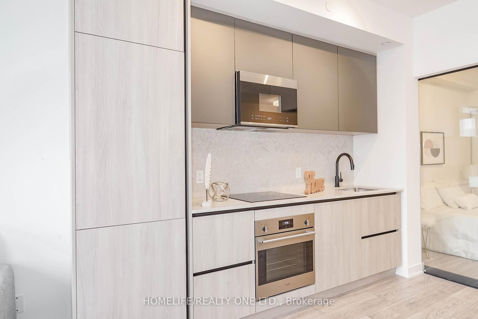 108 Peter Street • #4803 • Toronto, ON photo 18