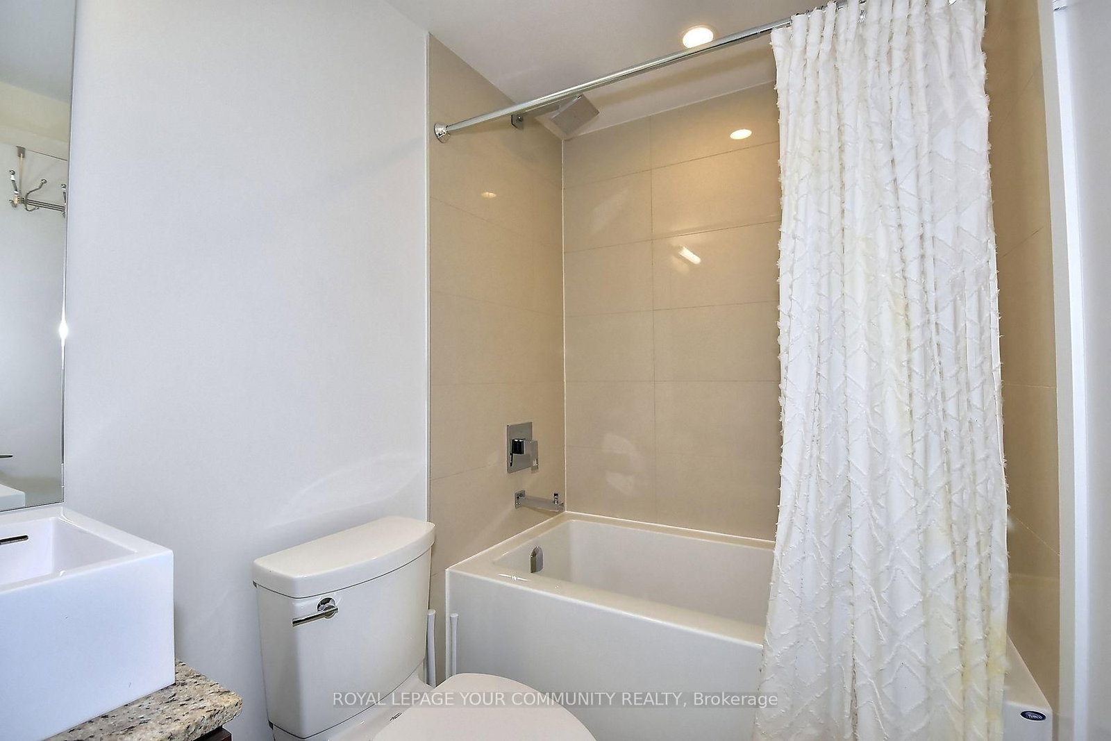 170 Chiltern Hill Road • #806 • Toronto, ON photo 23