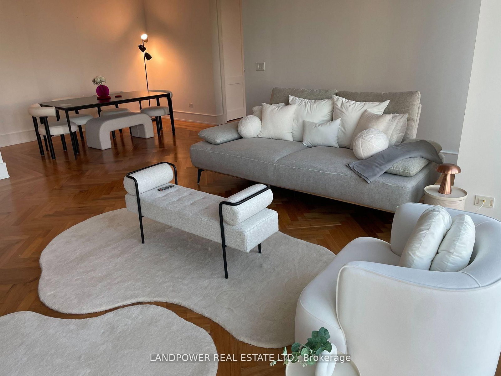 183 Wellington Street • #3702 • Toronto, ON photo 10