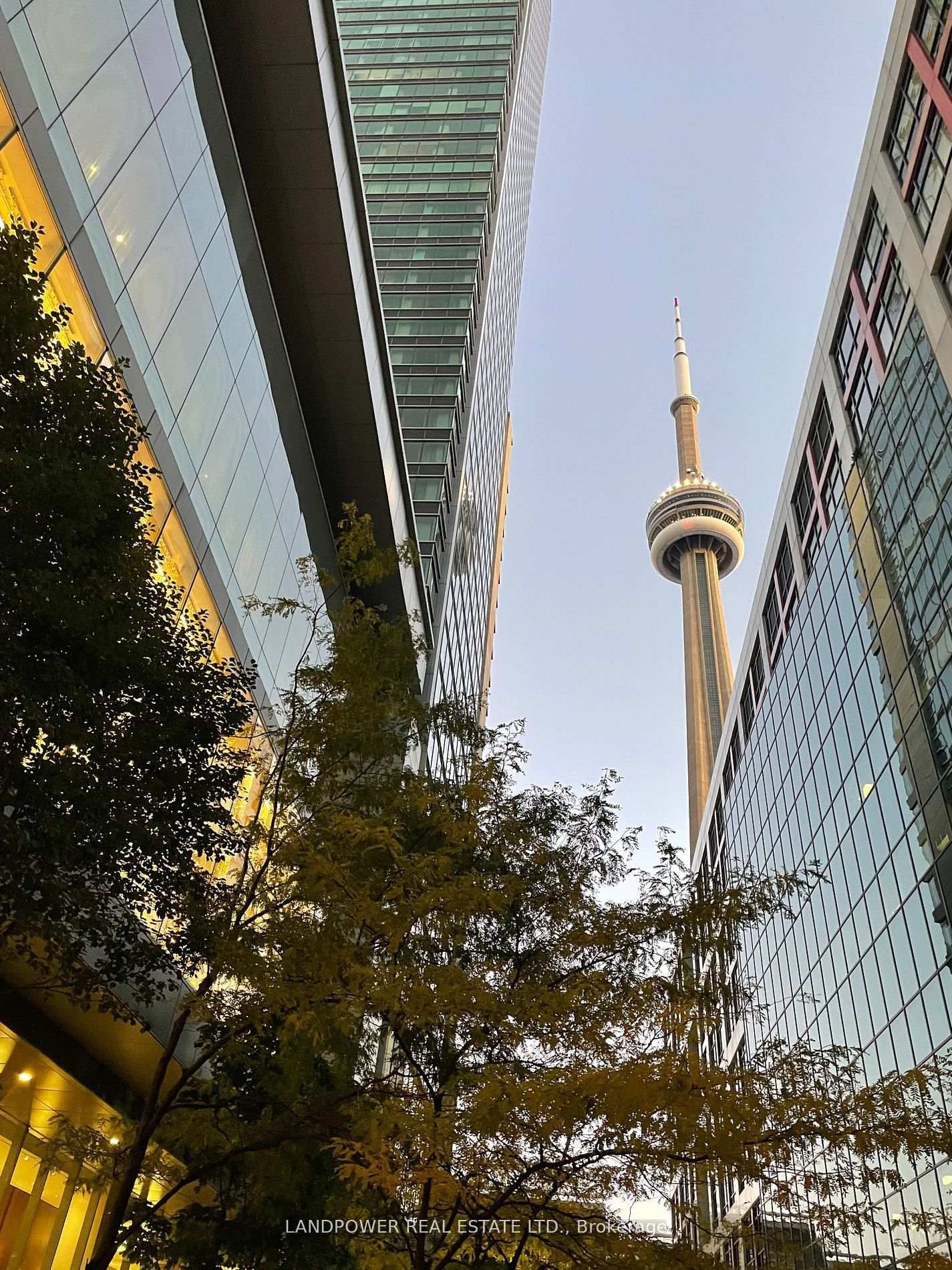 183 Wellington Street • #3702 • Toronto, ON photo 14