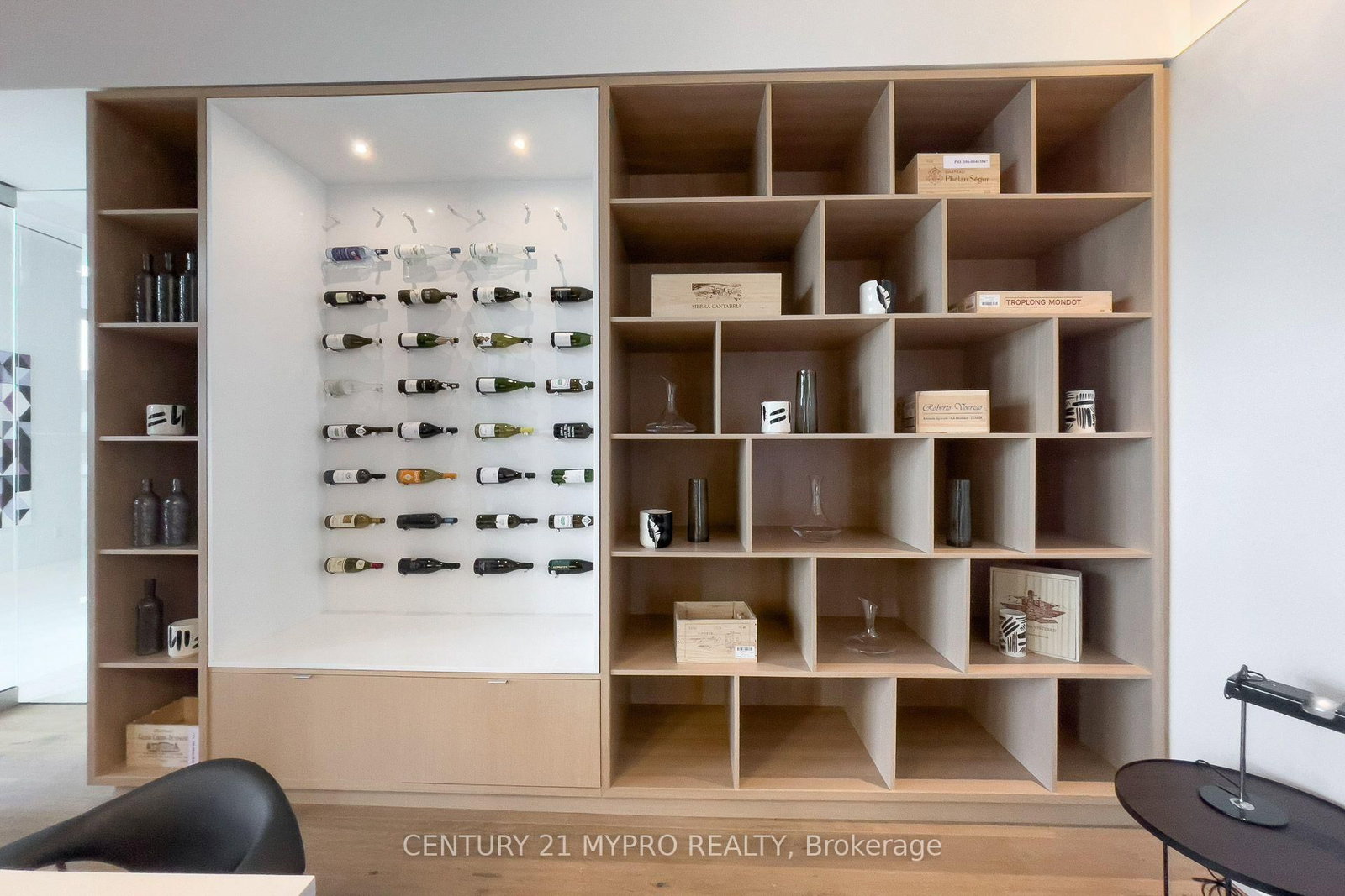 5 Soudan Avenue • #1910 • Toronto, ON photo 24