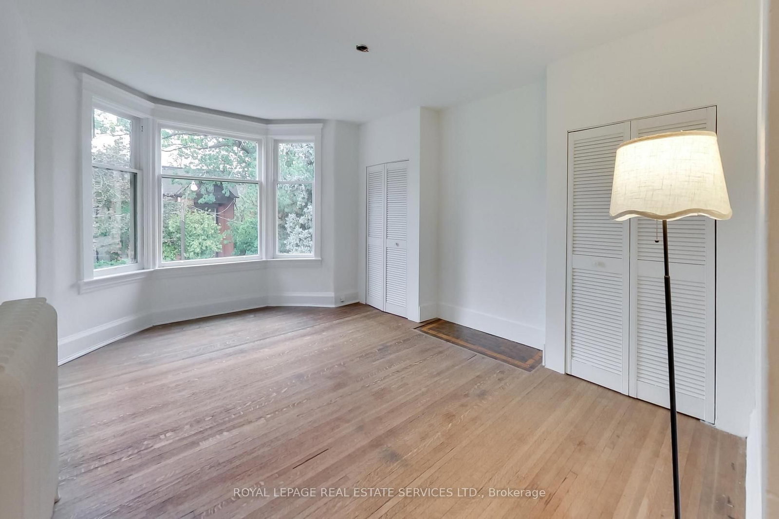 98 Woodlawn Avenue W • Toronto, ON photo 15