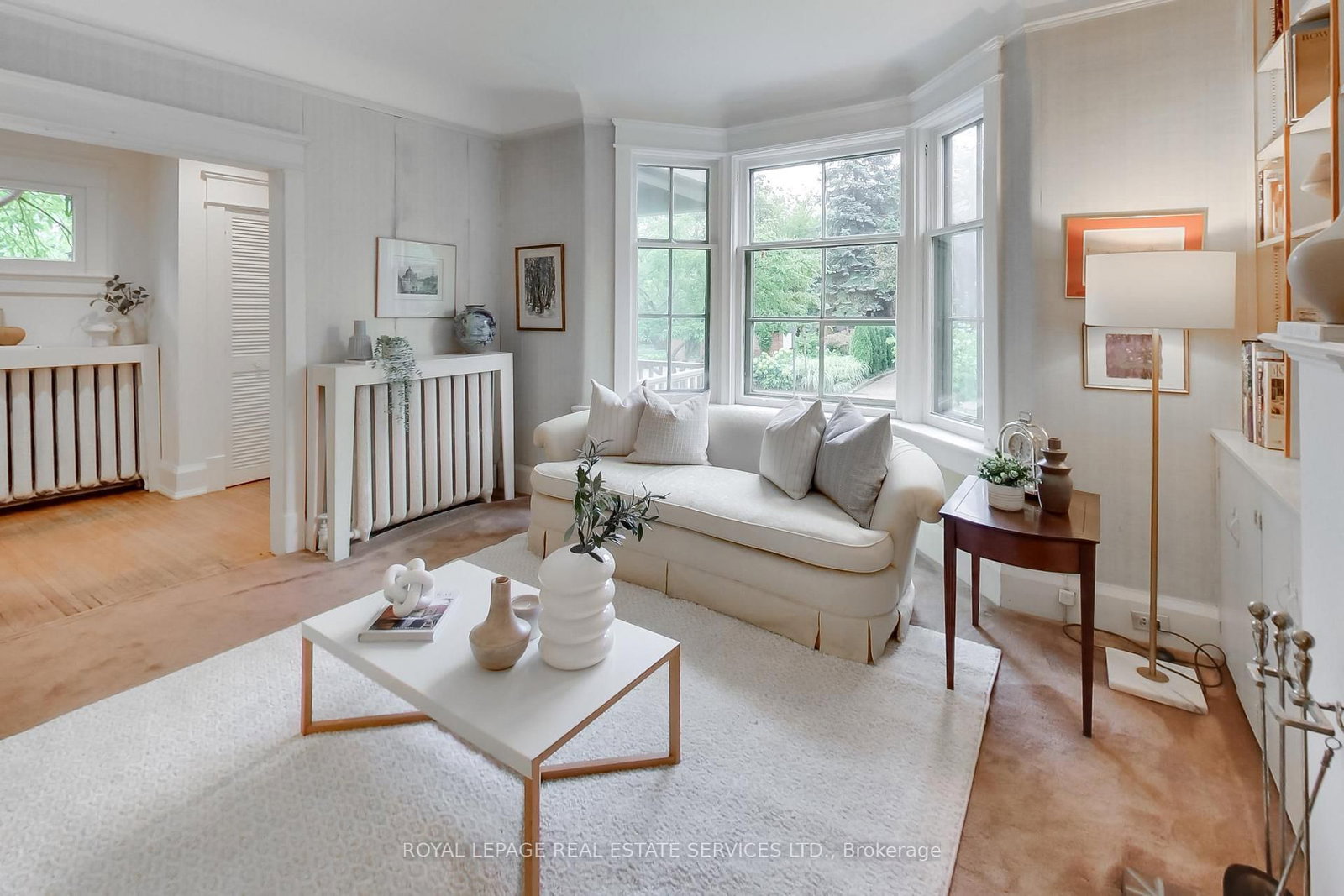 98 Woodlawn Avenue W • Toronto, ON photo 6