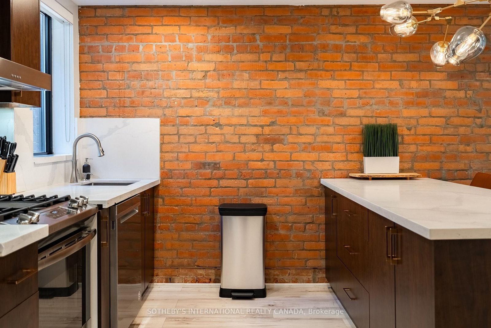 366 Ontario Street • Toronto, ON photo 22