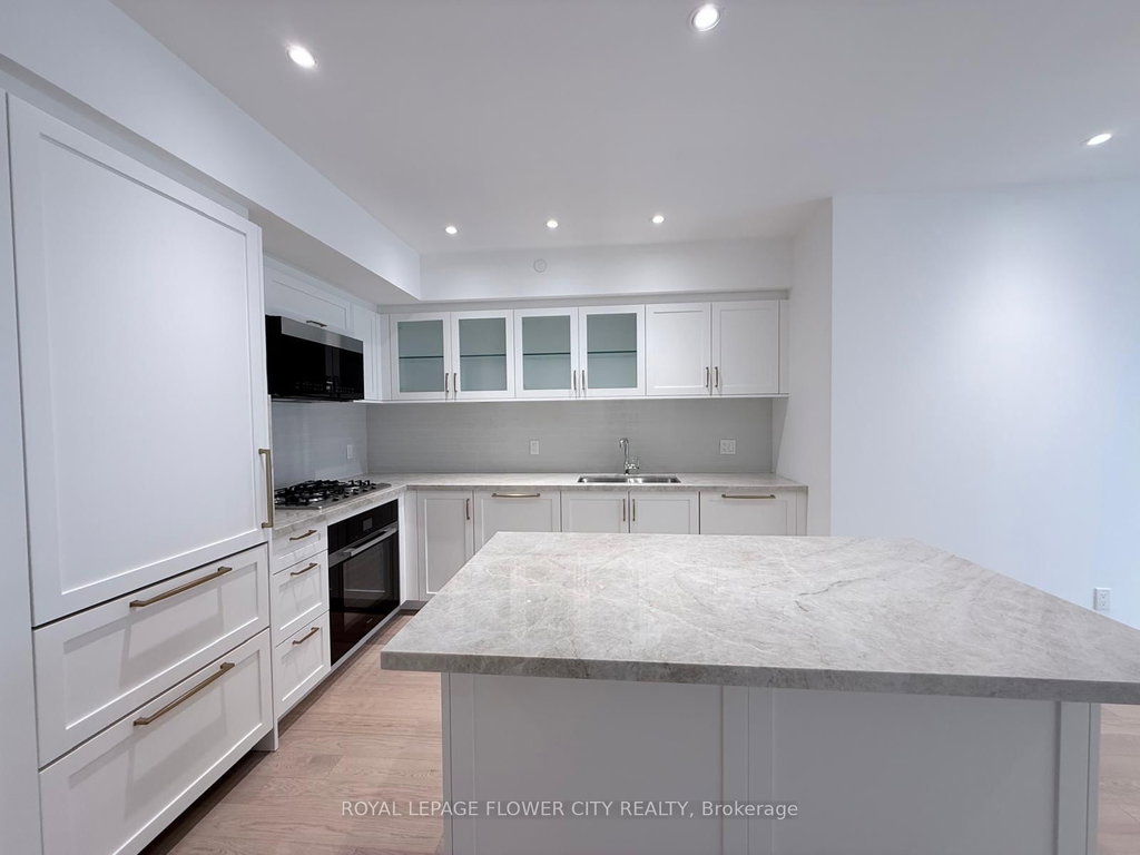301 - 505 Glencairn Avenue 4