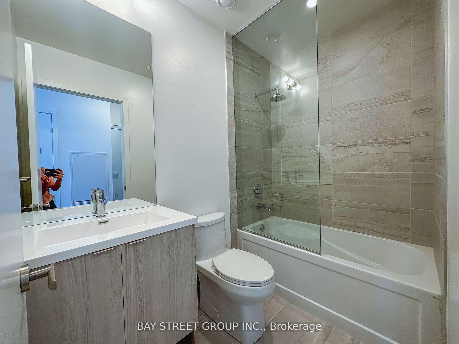 138 Downes Street • #4909 • Toronto, ON photo 6