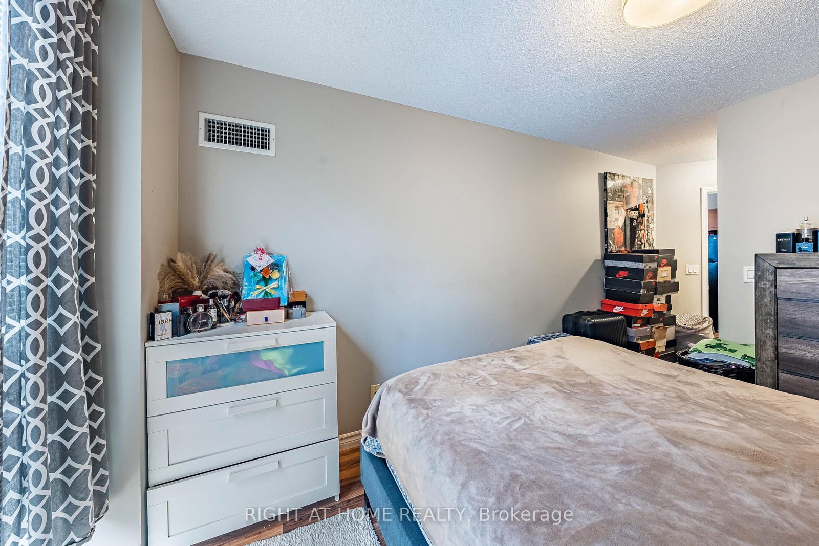 18 Stafford Street N • #602 • Toronto, ON photo 31