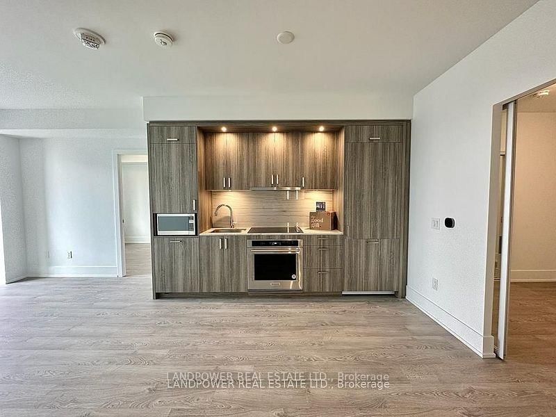 1303 - 480 Front Street W