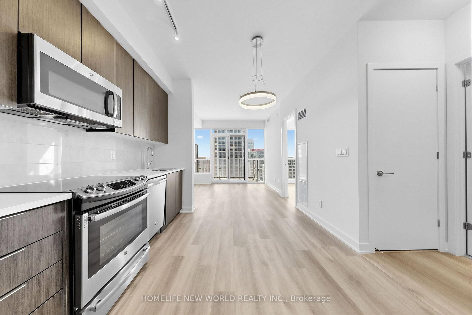 50 Bruyeres Mews • #1508 • Toronto, ON photo 2