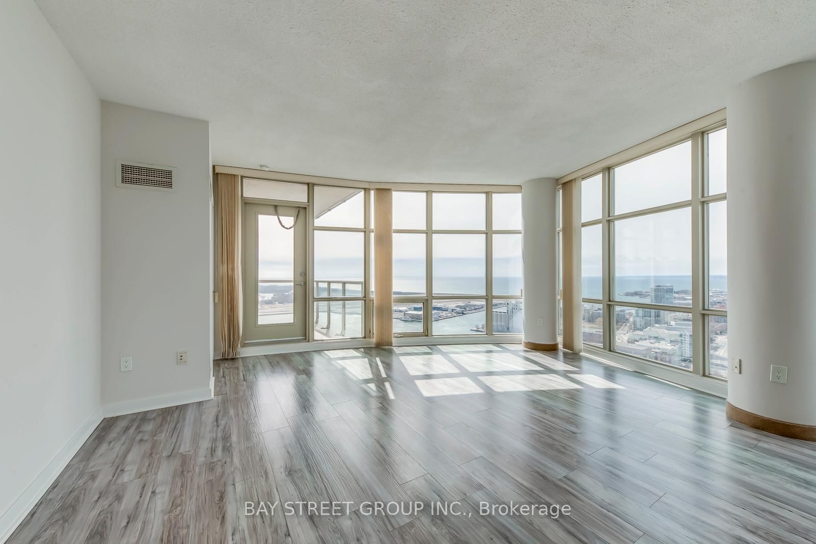 35 Mariner Terrace • #3912 • Toronto, ON photo 22