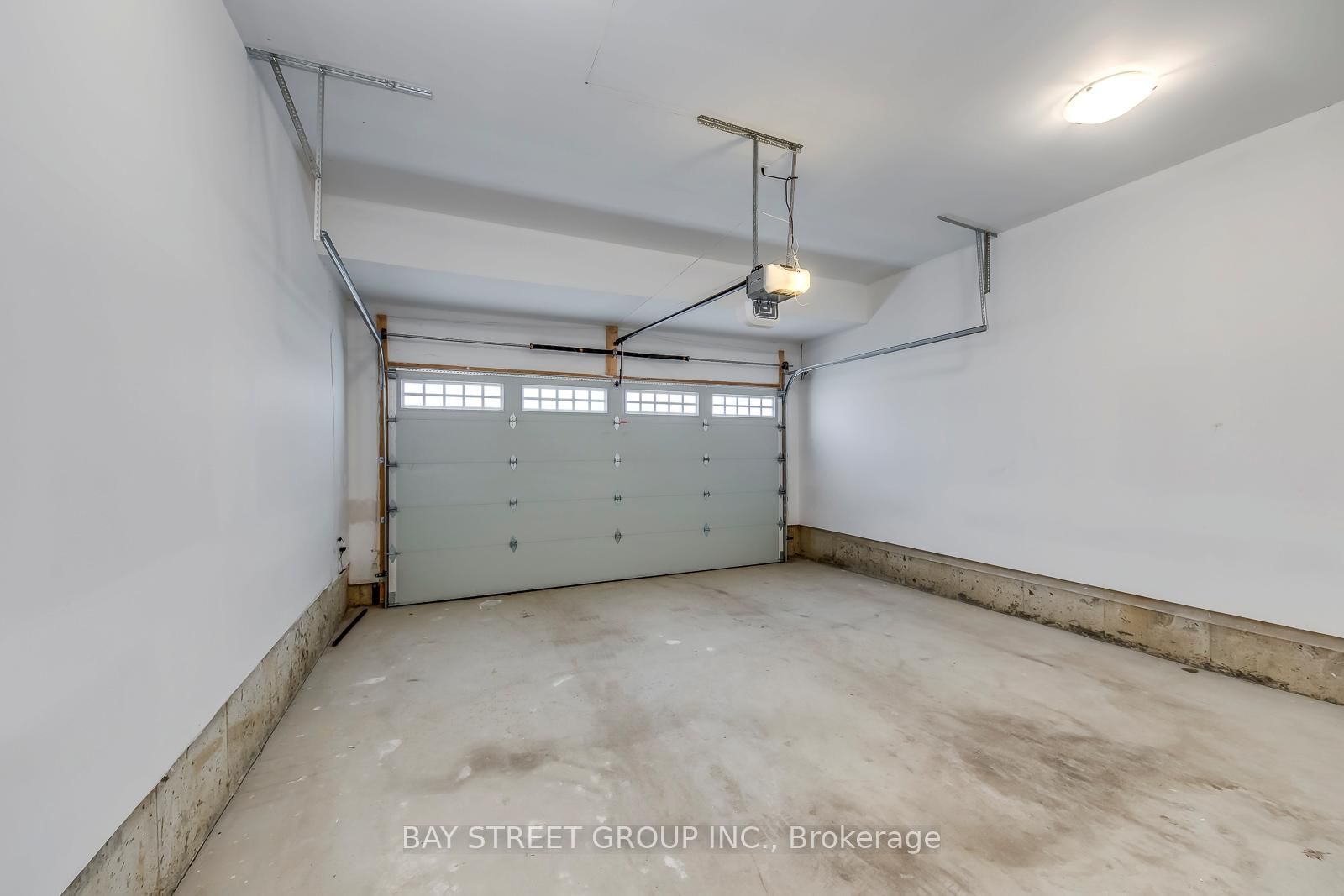 39 Foxwarren Drive • Toronto, ON photo 12
