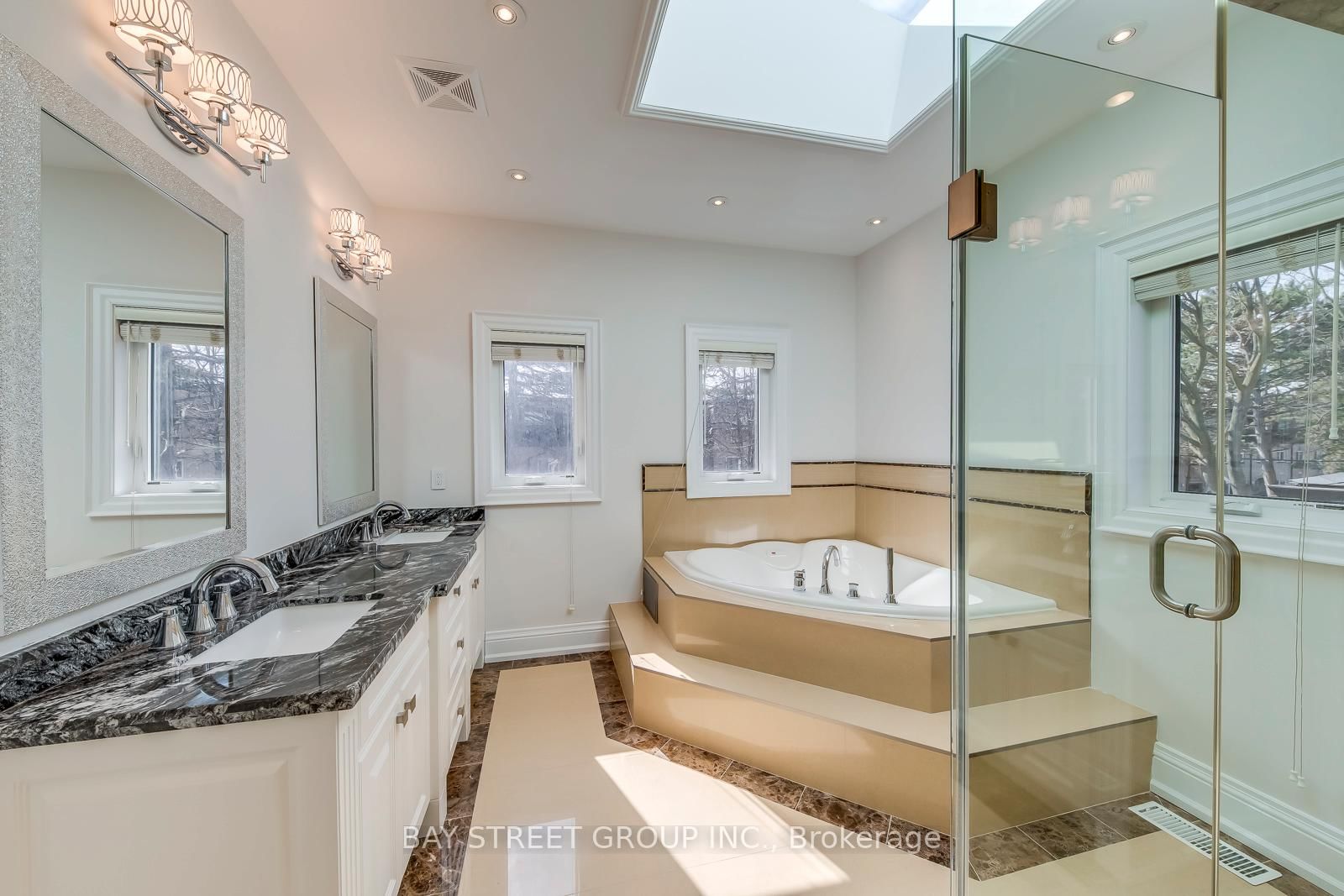 39 Foxwarren Drive • Toronto, ON photo 21