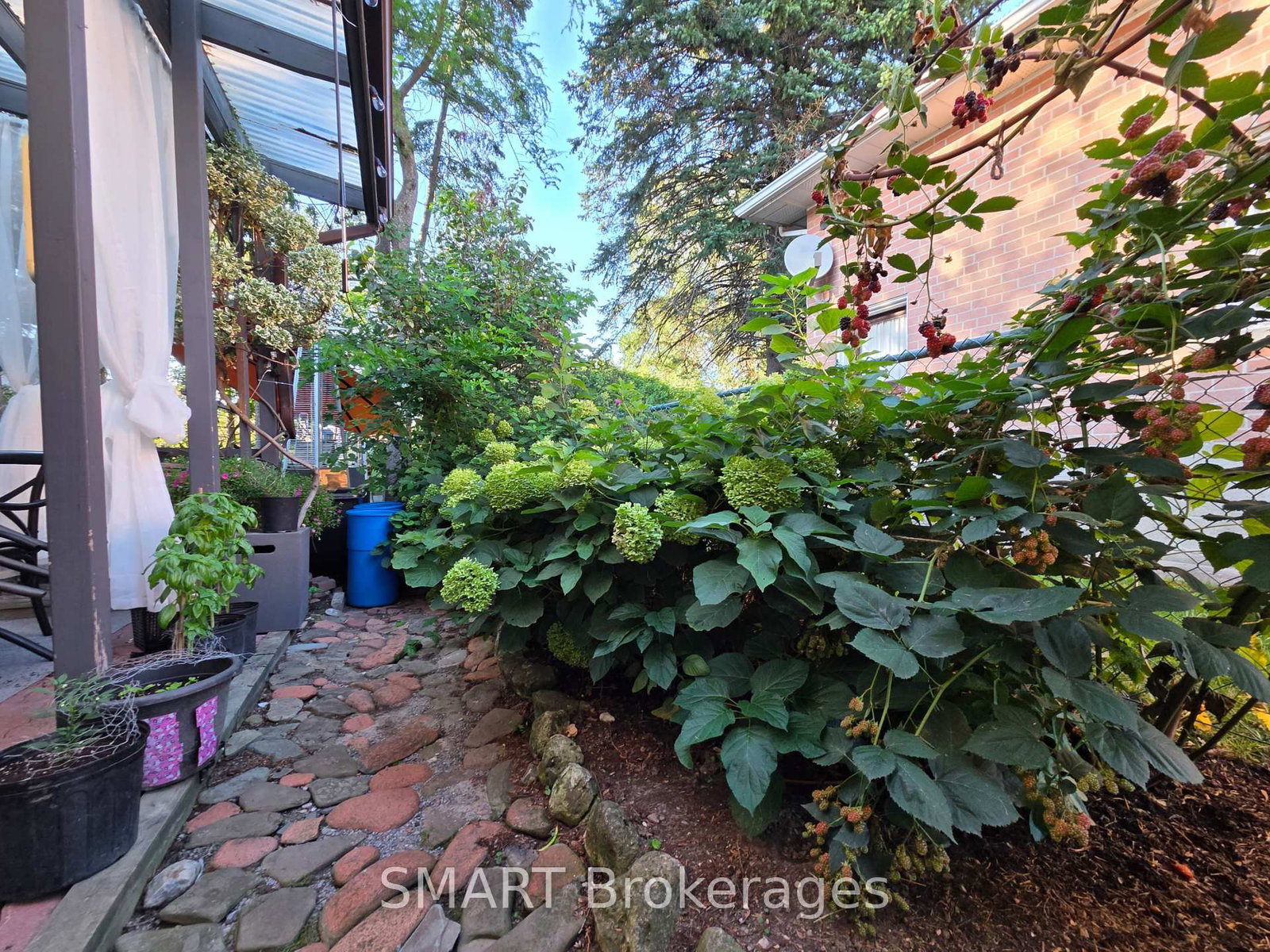 482 Ruth Avenue • Toronto, ON photo 43