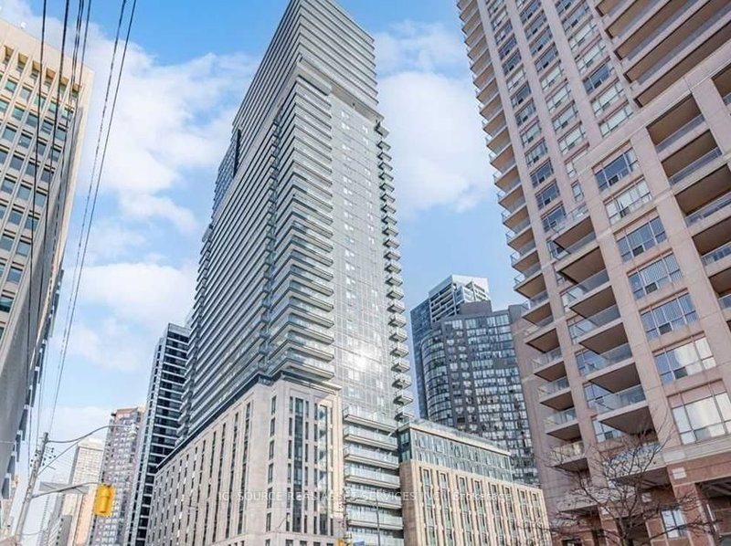 611 - 955 Bay Street