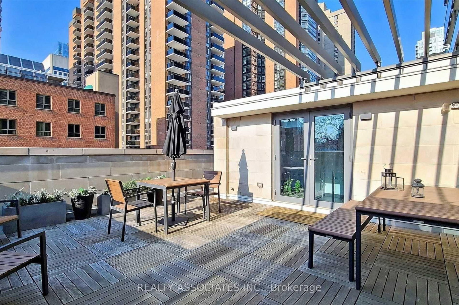 75 St Nicholas Street • #2105 • Toronto, ON photo 21