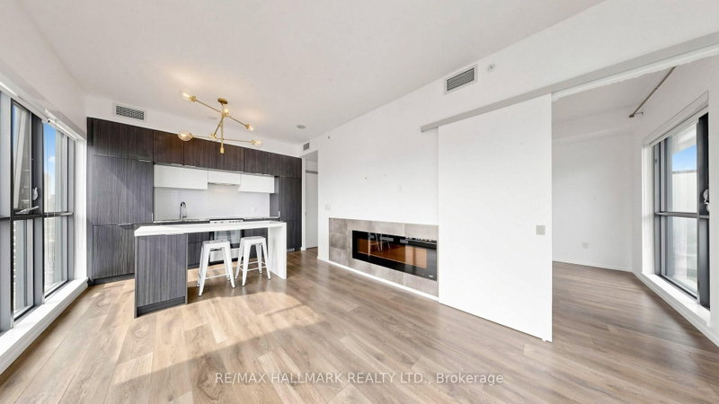 3901 - 159 Dundas Street E