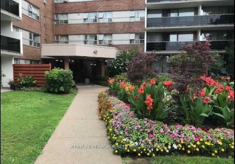 203 - 40 Sunrise Avenue